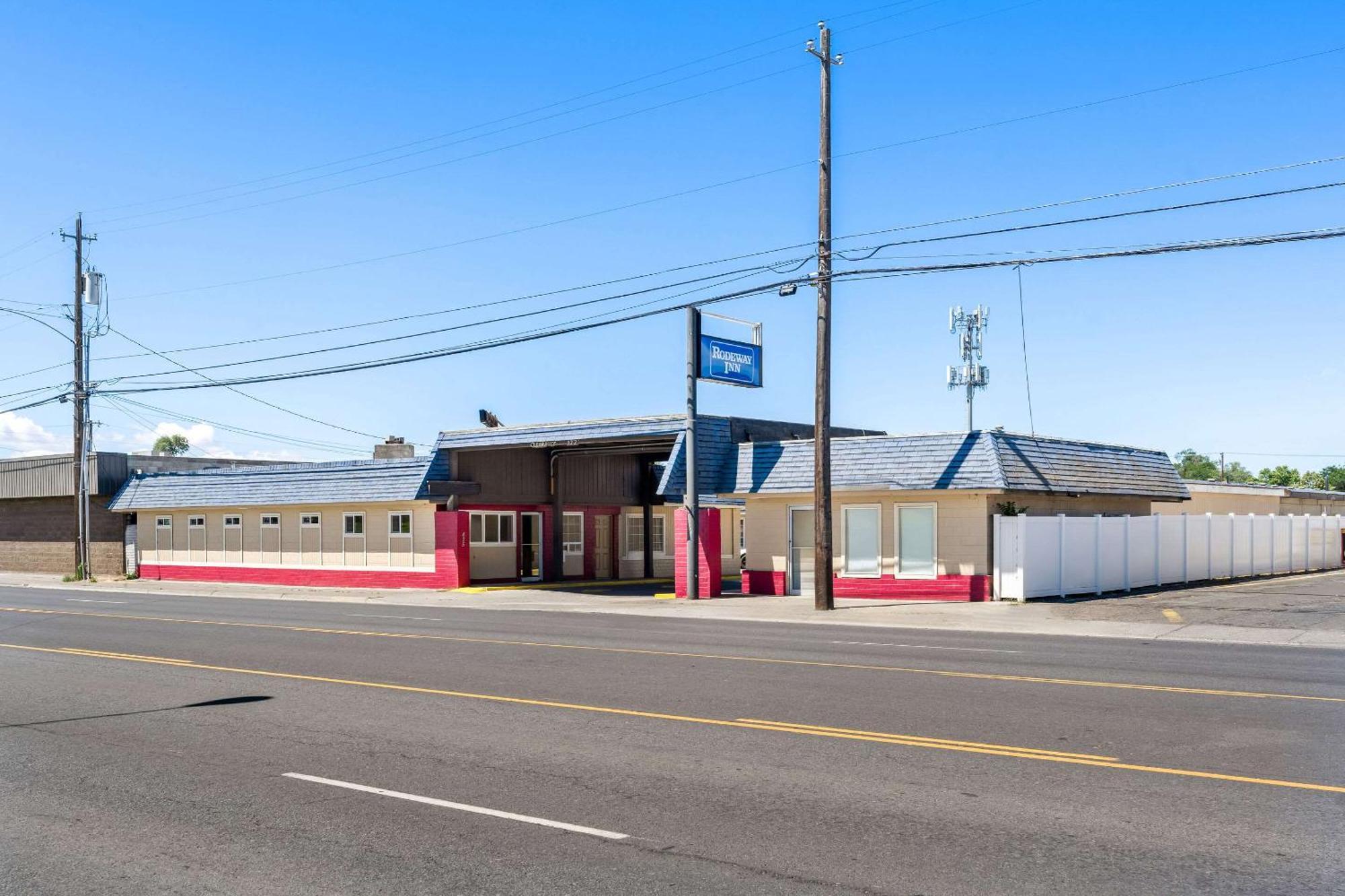 Rodeway Inn Hermiston - Umatilla Exterior foto